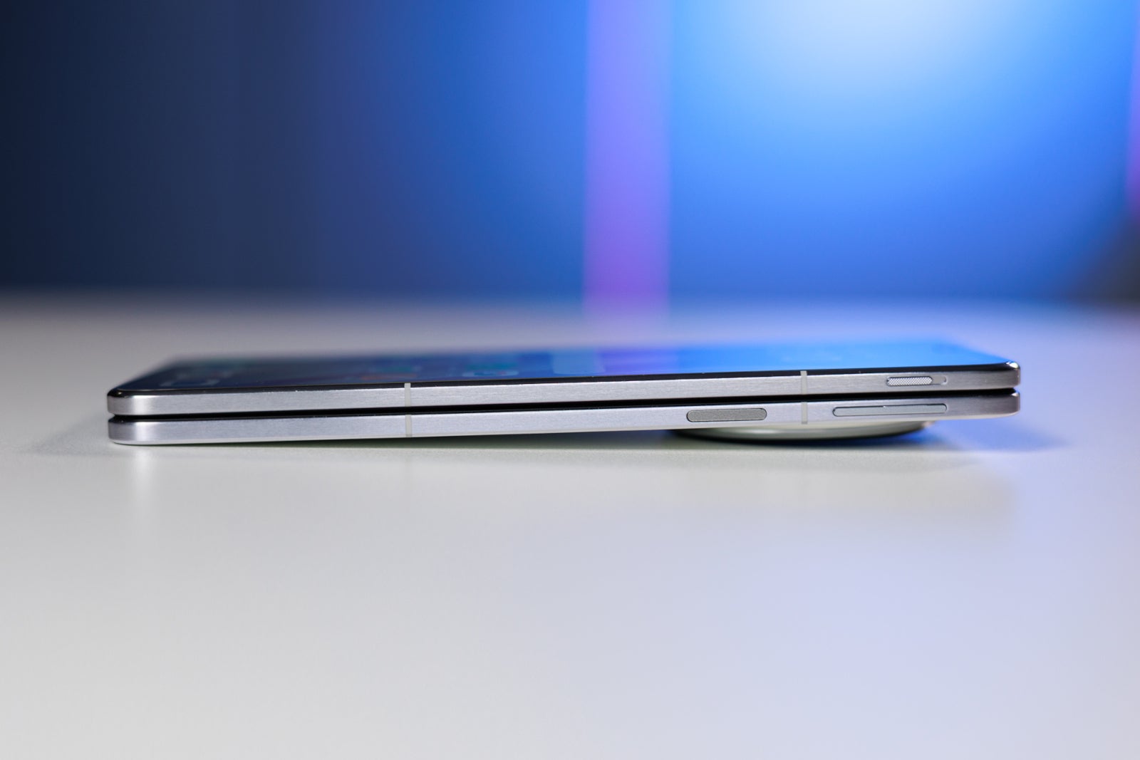 Dünyanın en ince katlanabilir akıllı telefonu kendi VIP programını alıyor