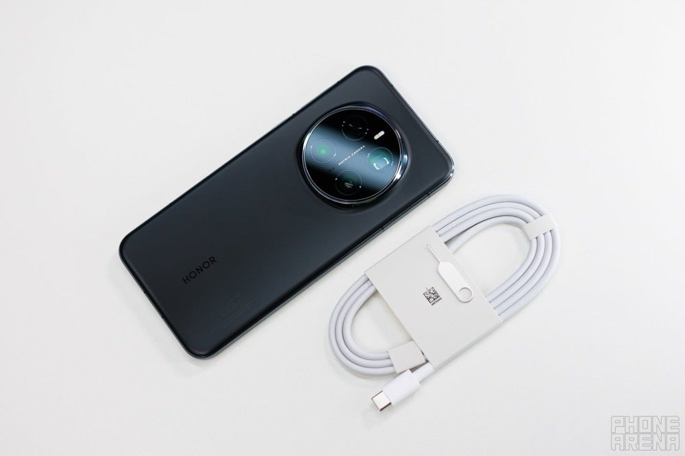 Honor Magic 7 Pro ve Aksesuarlarının Görüntüsü