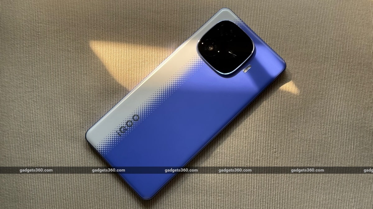 IQOO NEO 10R IP65 Tasarım Gadgets 360 IQOoneO10R IQOO