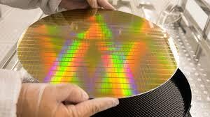 Samsung Foundry, erken testlerde% 30'a ulaşan 2nm üretimdeki verimini artırmak için çalışıyor. | Image Credit -Incnown - Samsung, Exynos 2600 AP'nin Galaxy S26 hattına hazır olmasını sağlamak için dışarı çıkıyor