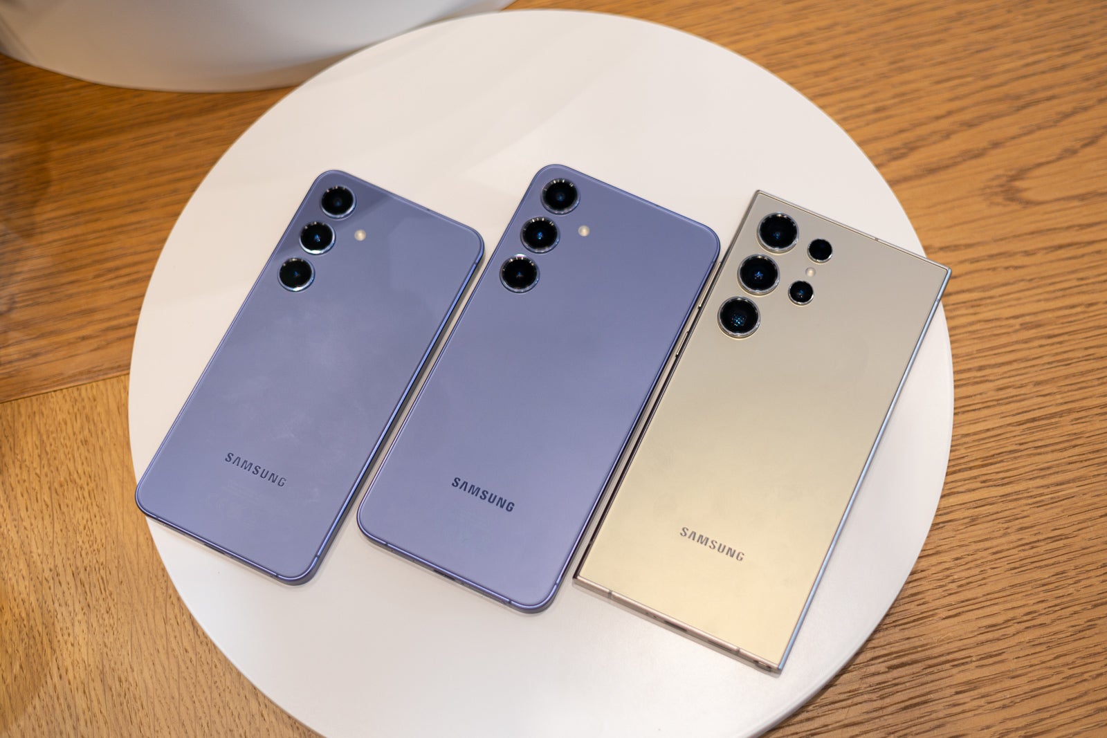 Samsung'un One UI 7 güncellemesi ABD'de gecikmeli bir sürüm aldı