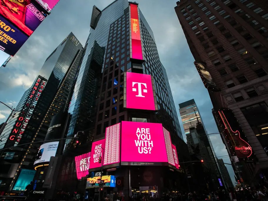 Resim Kredisi - The New York Times - T -Mobile kullanıcıları, fiyatlandırmalarını fiyatlandırdıktan sonra aslında taşıyıcıları değiştiriyor mu?