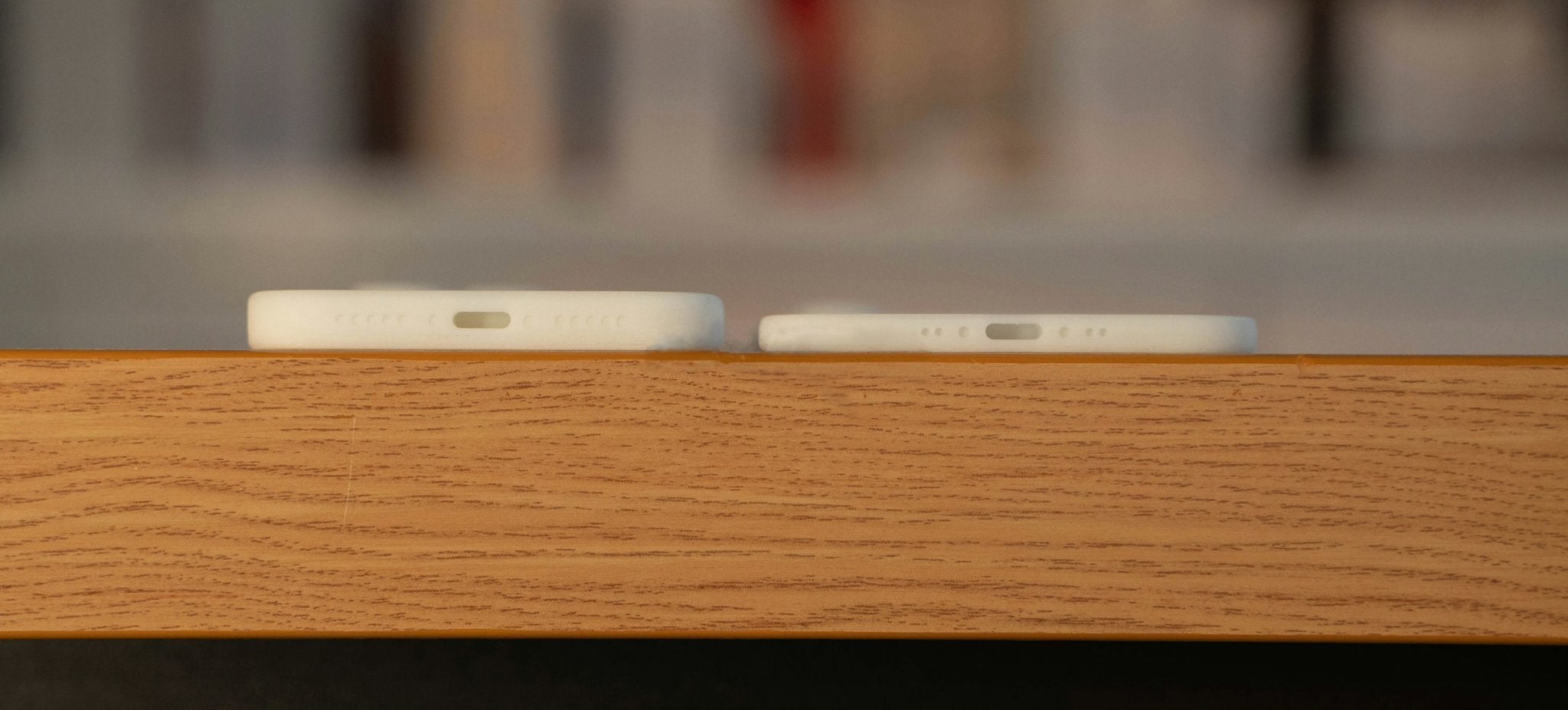 İPhone 17 Air ve Pro Potansiyel Kalınlıkları Karşılaştırılmıştır. | Resim Kredisi - Majin Bu - iPhone 17 Air, profesyonelin bir tuğla gibi görünmesini sağlayabilir