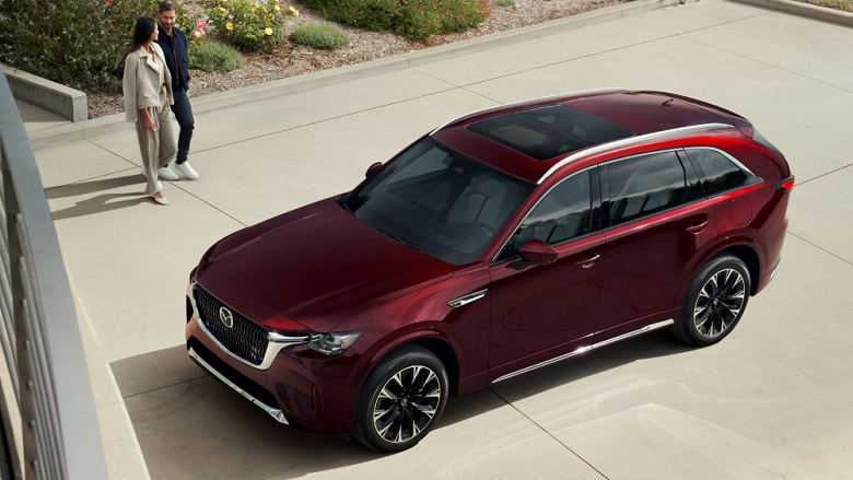 Rusya'da zaten büyük bir amiral gemisi crossover sipariş edebilirsiniz Mazda CX-90 2025 7.3 milyon ruble
