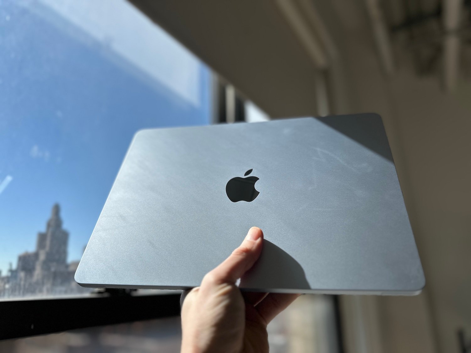MacBook Air M4 Mavi Renk 2