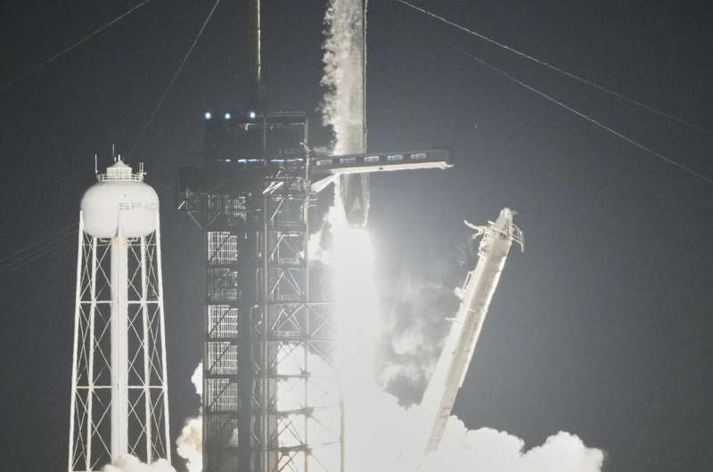 31 Mart 2025 Pazartesi, Cape Canaveral, Fla. Bitcoin Yatırımcısı, Ultimate Polar Macerası için tüm SpaceX uçuşunu satın alıyor