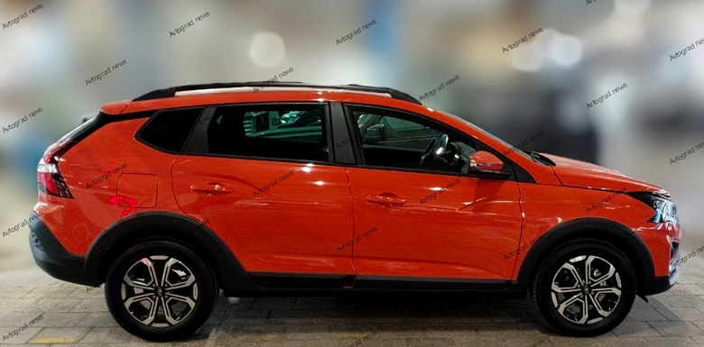 Lada Iskra SW Cross, 6 vitesli yeni bir şanzıman ile tüm detaylarda gösterildi