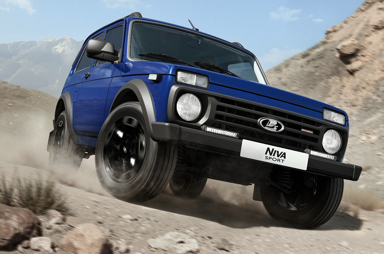 Avtovaz, radikal olarak geliştirilmiş bir Lada Niva Sport'un satışlarını başlattı - fiyat açıklandı