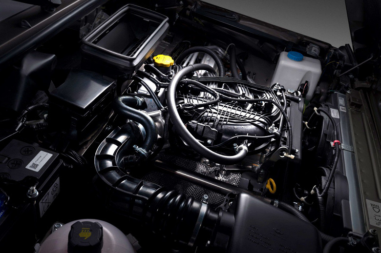 Avtovaz, radikal olarak geliştirilmiş bir Lada Niva Sport'un satışlarını başlattı - fiyat açıklandı