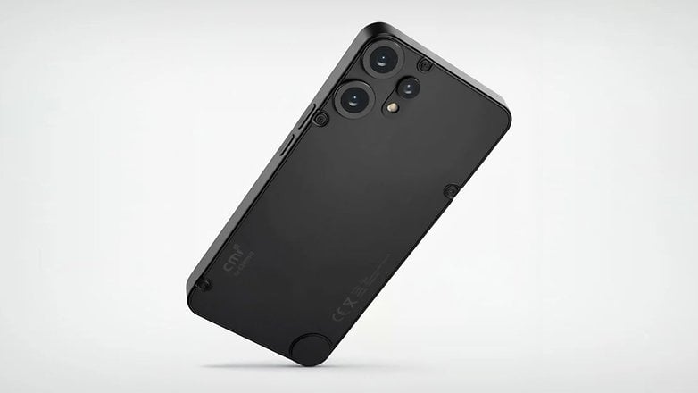 Çift kameralı siyah bir akıllı telefon, hafif bir arka plana karşı garip.