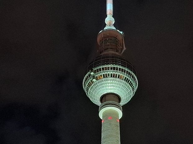 Samsung Galaxy A55: Ana Kamera (Dijital Zoom, 4x)