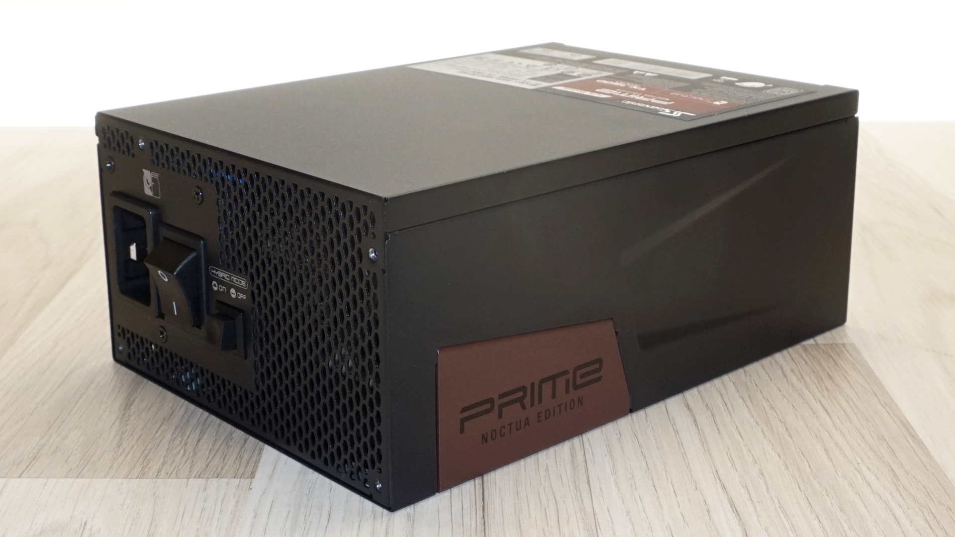 Seasonic Prime TX-1600 Noctua Edition