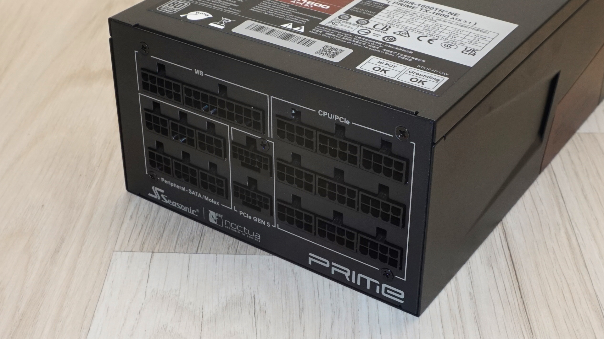 Seasonic Prime TX-1600 Noctua Edition
