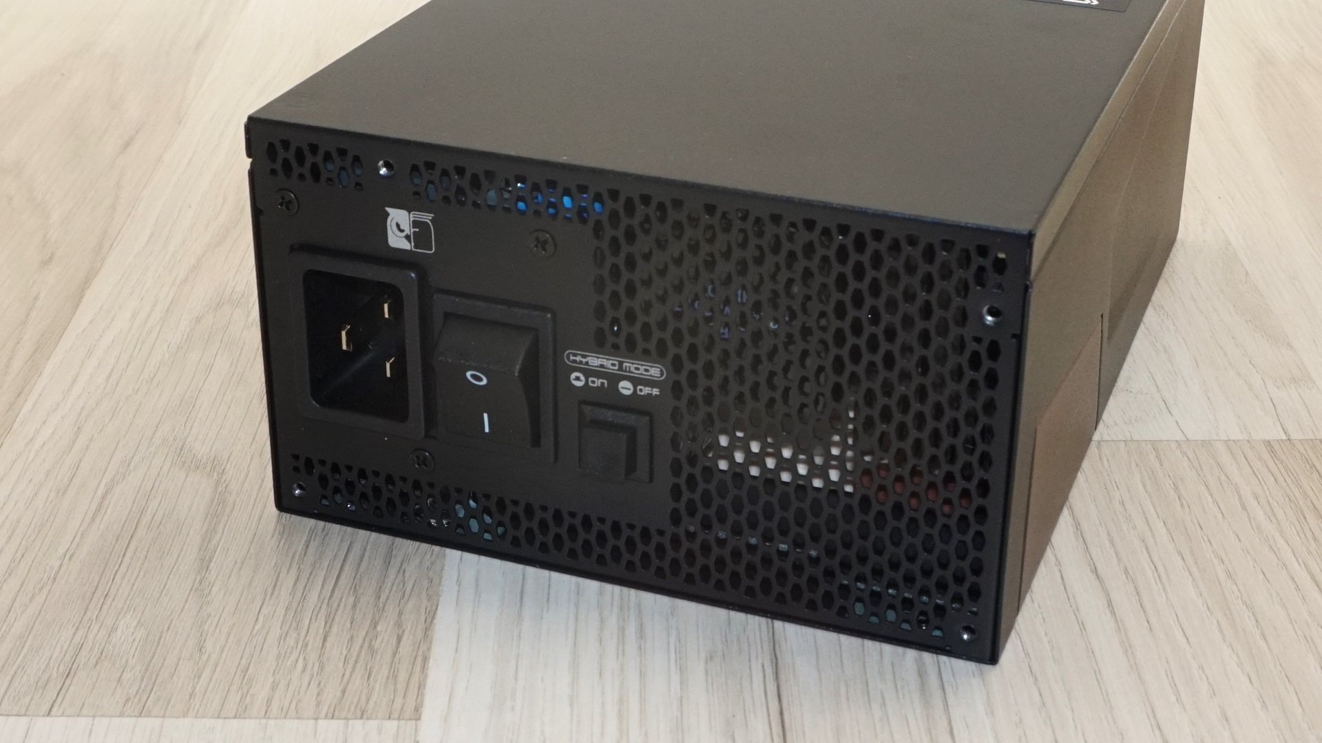 Seasonic Prime TX-1600 Noctua Edition