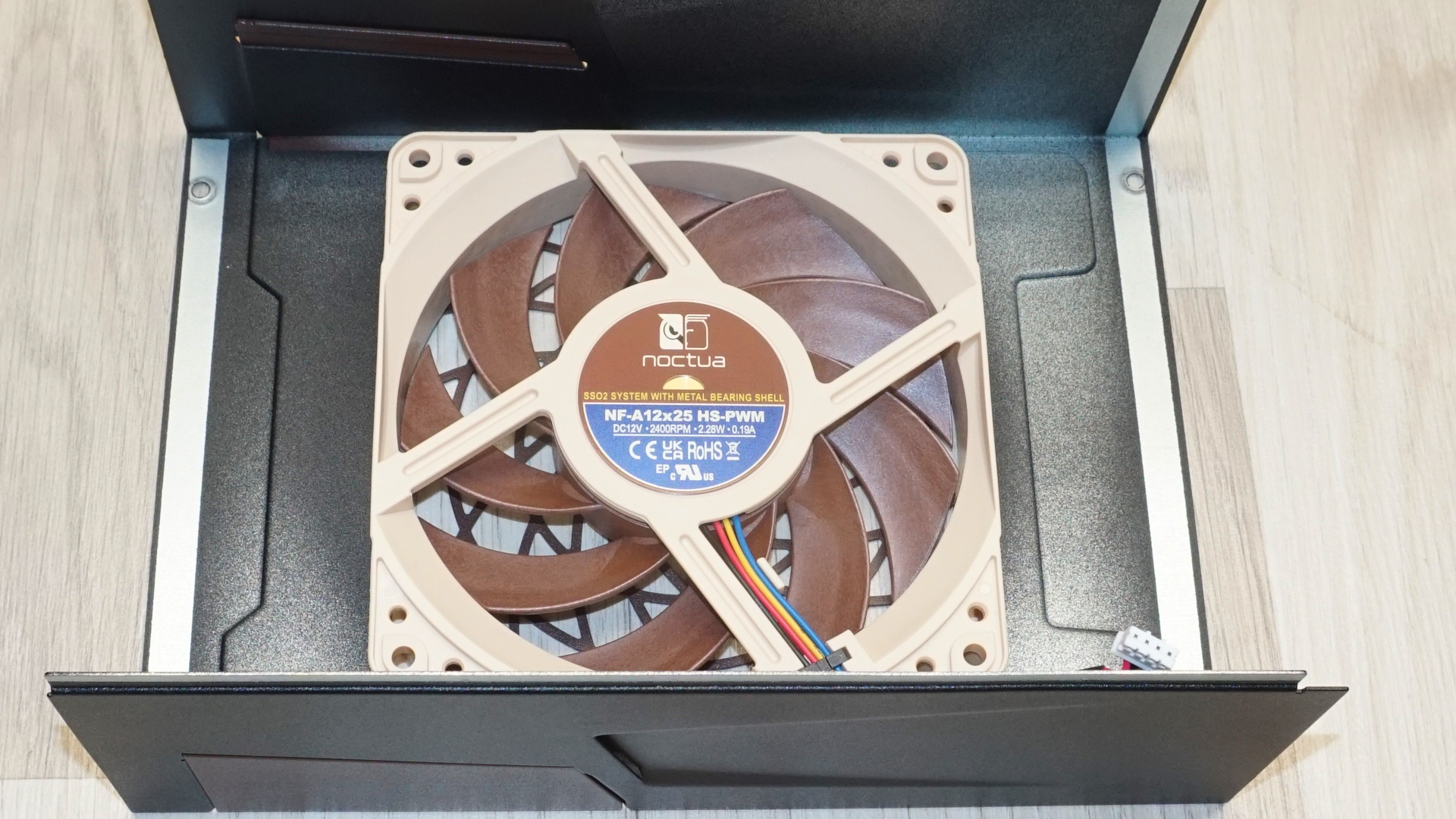 Seasonic Prime TX-1600 Noctua Edition