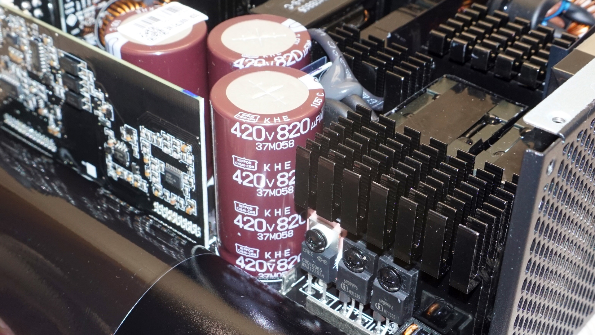 Seasonic Prime TX-1600 Noctua Edition