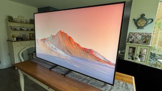 Samsung QN900F showing image of mountain