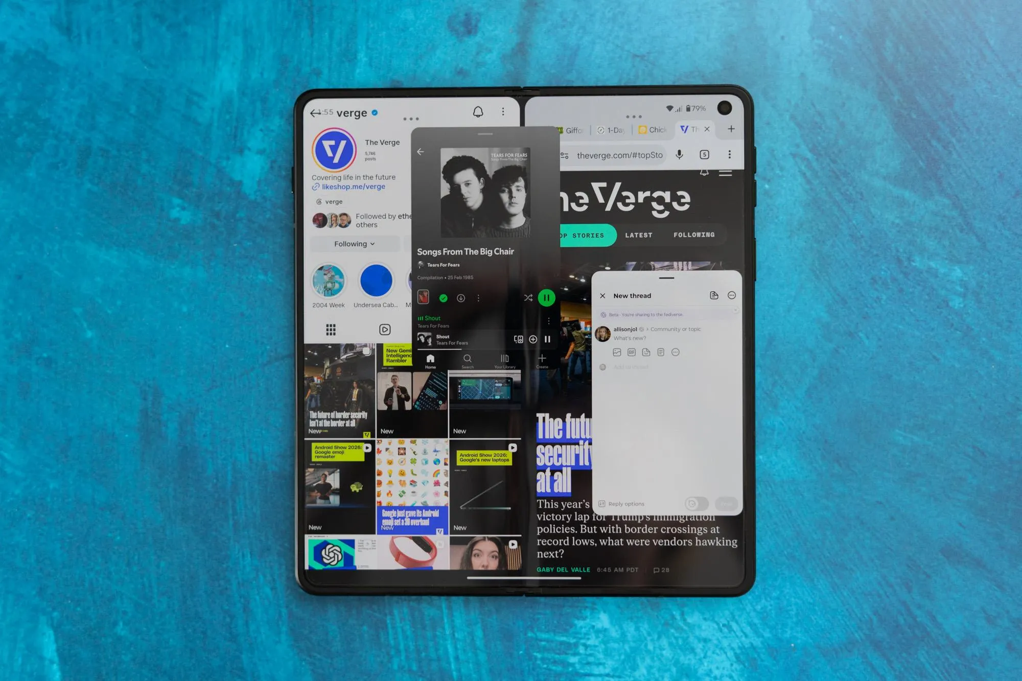 Motorola Razr Fold dış ekran
